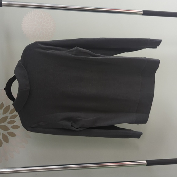 Gray medium Sweater from banana Republic - Picture 4 of 4